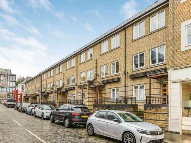 5 bed house to rent