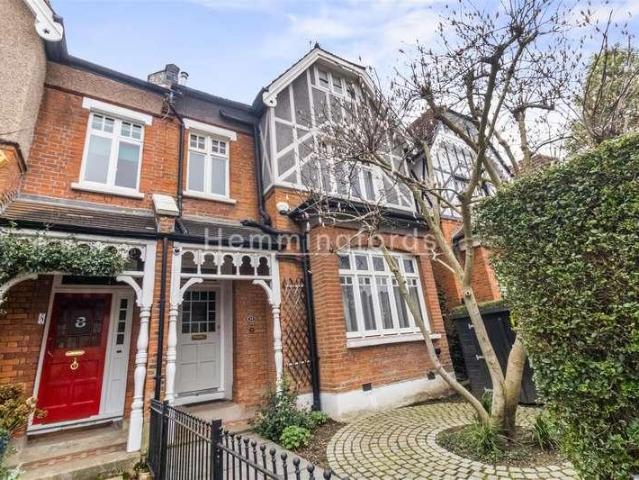 5 bed house to rent