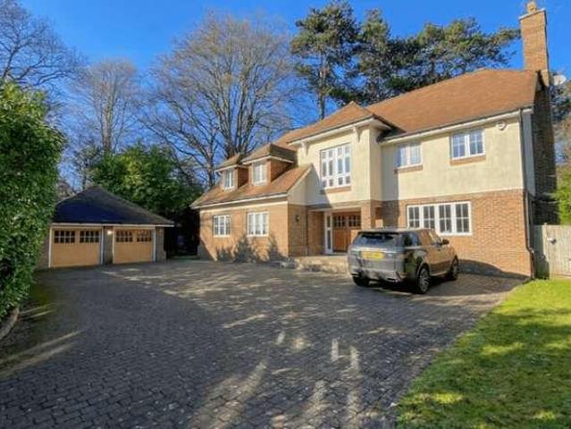 5 bed house to rent