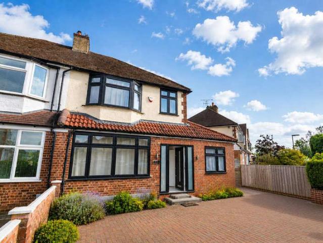 5 bed house to rent