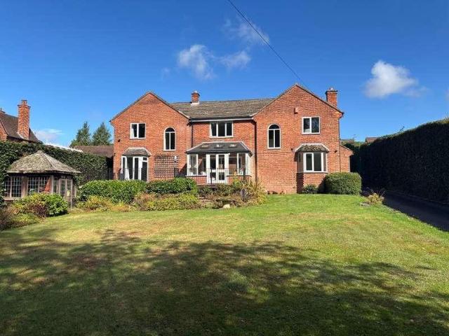 5 bed house to rent