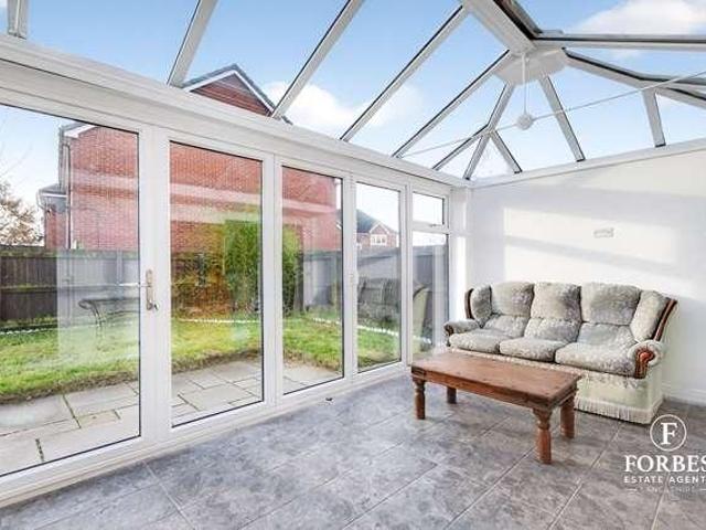 5 bed house for sale