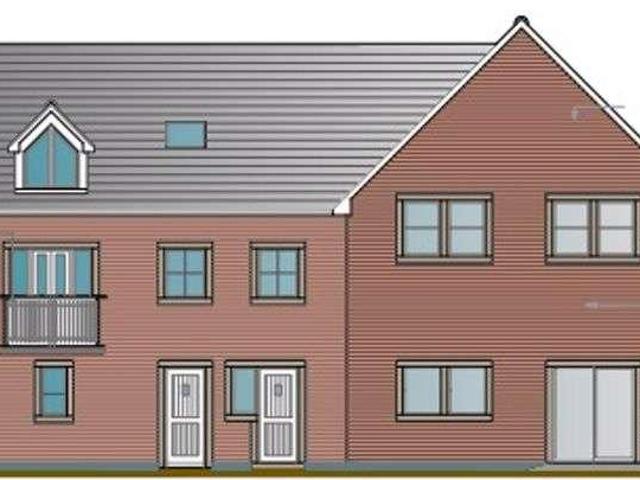 5 bed house for sale
