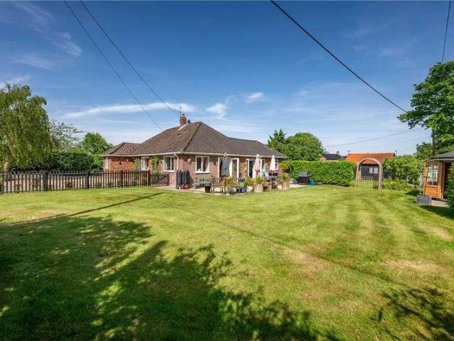 5 bed house for sale