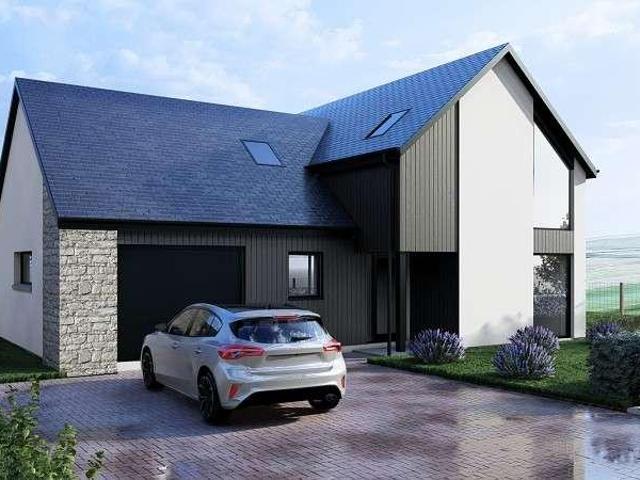 5 bed house for sale