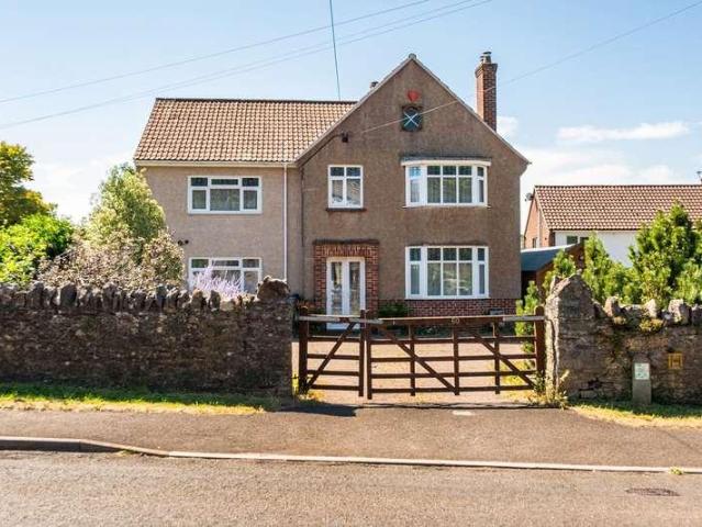 5 bed house for sale