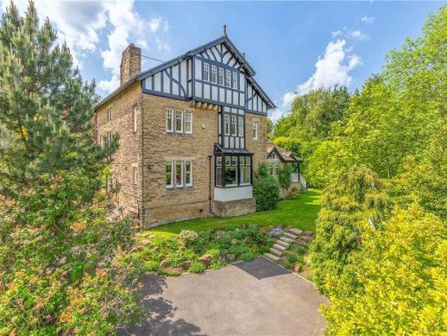 5 bed house for sale
