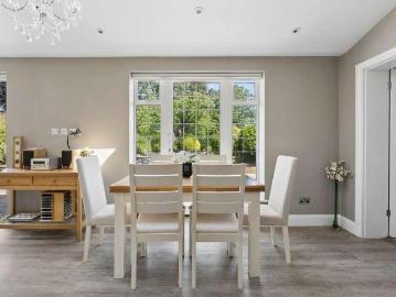 5 bed house for sale