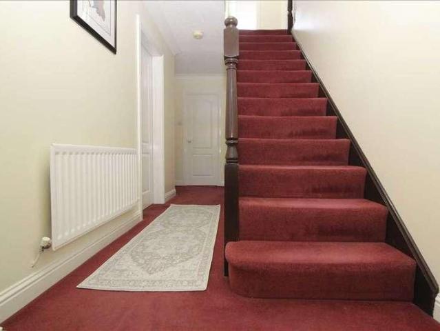 5 bed house for sale