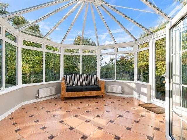 5 bed house for sale