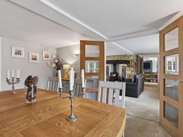 5 bed house for sale