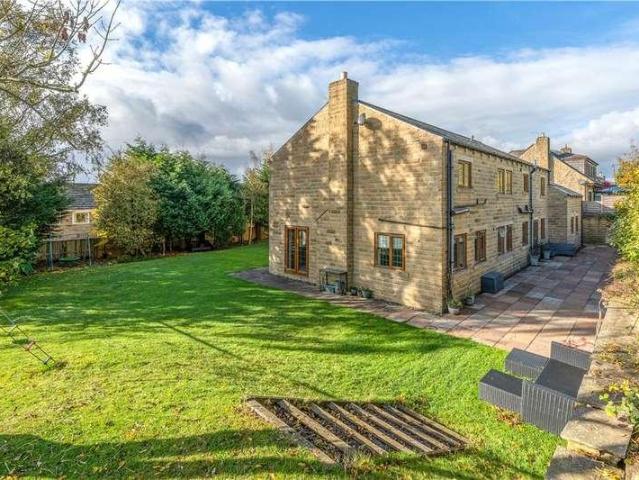 5 bed house for sale