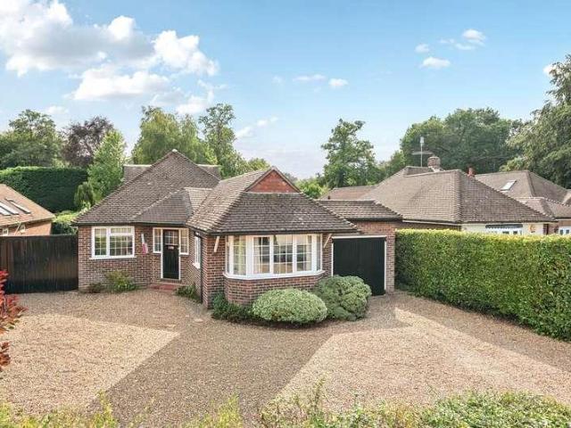 5 bed house for sale