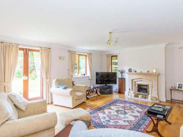 5 bed house for sale