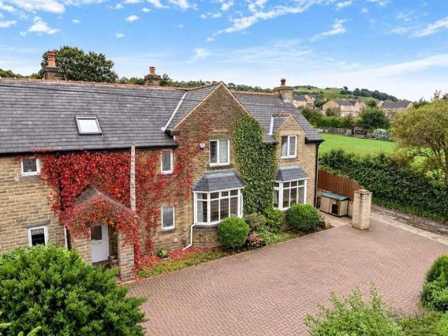 5 bed house for sale