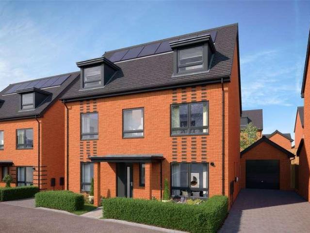 5 bed house for sale