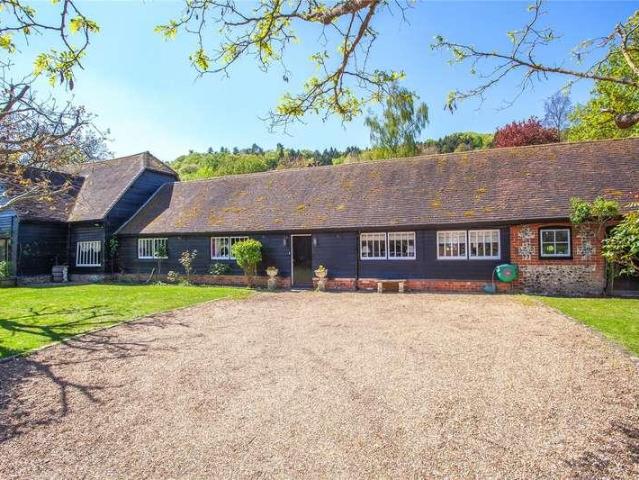 5 bed house for sale