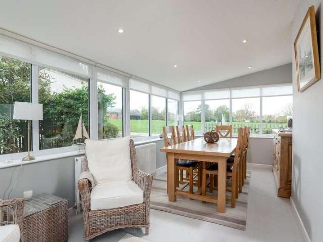 5 bed house for sale