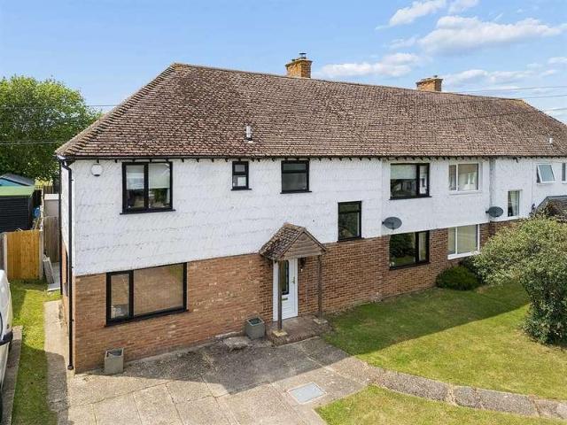 5 bed house for sale