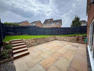 5 bed house for sale