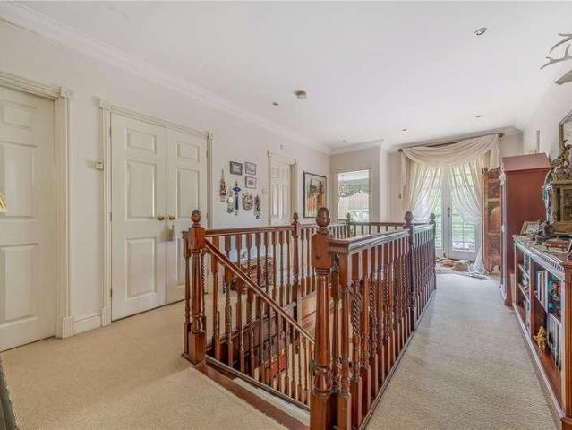 5 bed house for sale