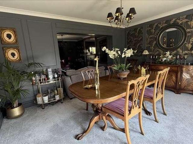 5 bed house for sale