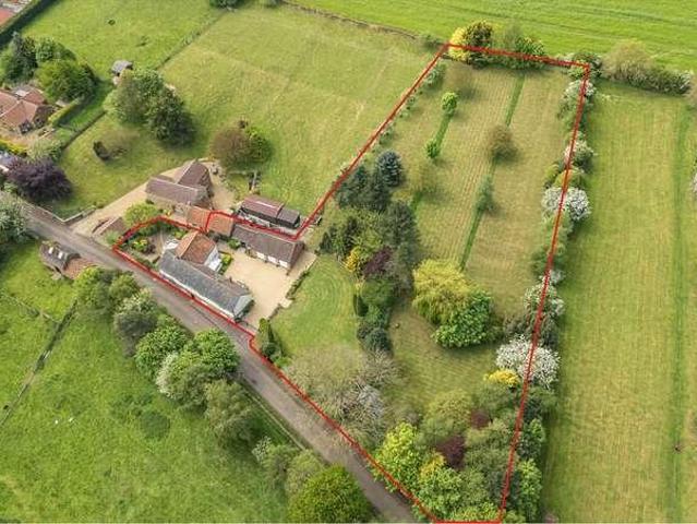 5 bed house for sale