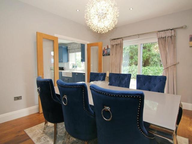 5 bed house for sale