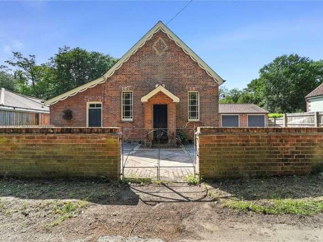 5 bed house for sale