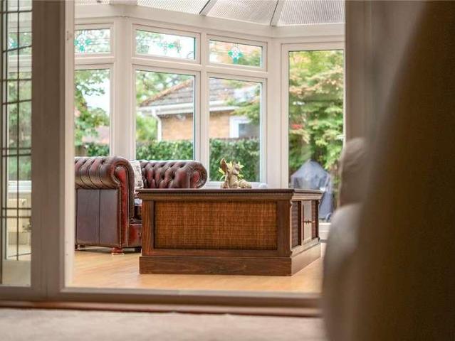 5 bed house for sale