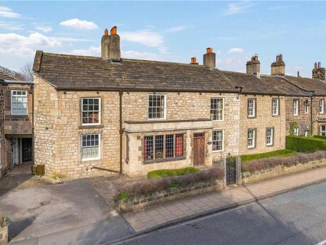 5 bed house for sale