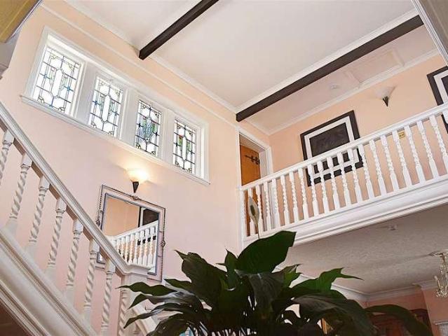 5 bed house for sale