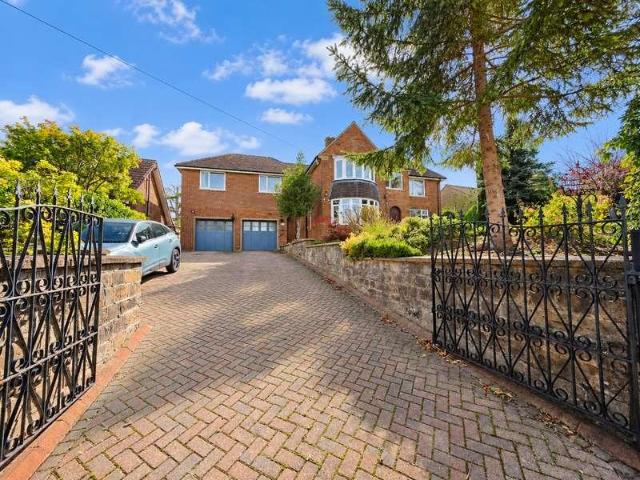 5 bed house for sale