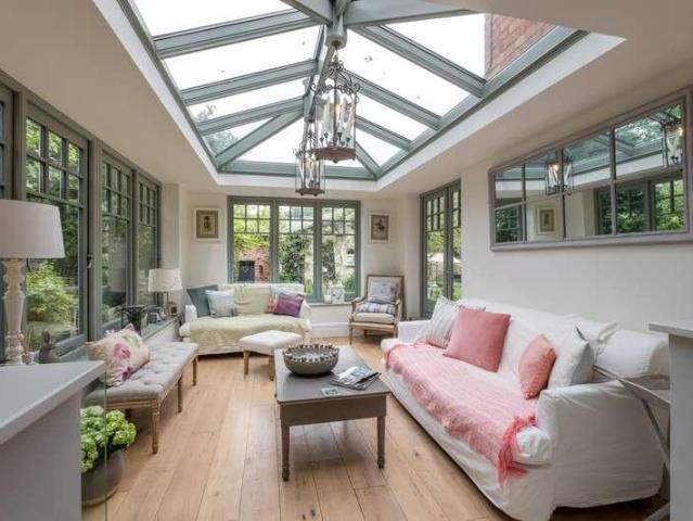 5 bed house for sale