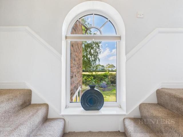 5 bed house for sale
