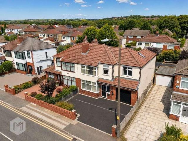 5 bed house for sale