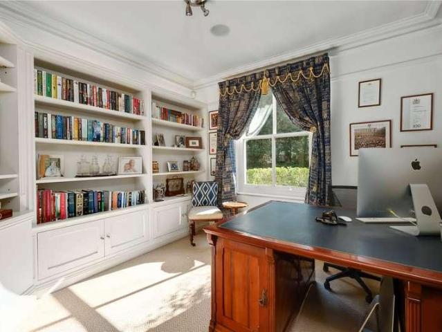 5 bed house for sale