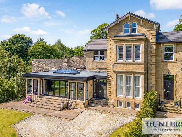 5 bed house for sale
