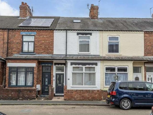 5 bed house for sale