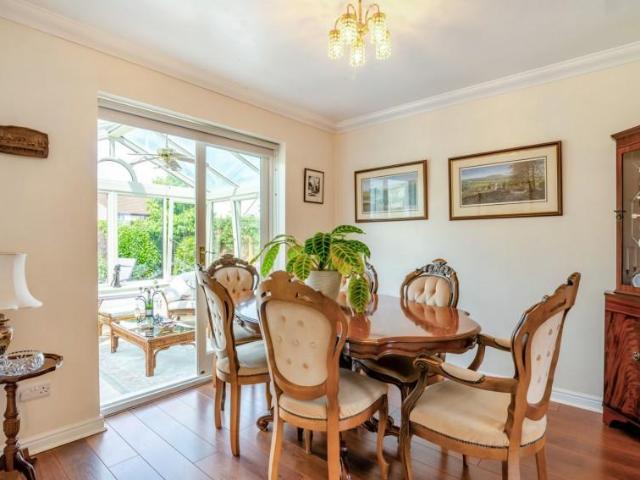 5 bed house for sale