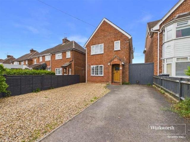 5 bed house for sale
