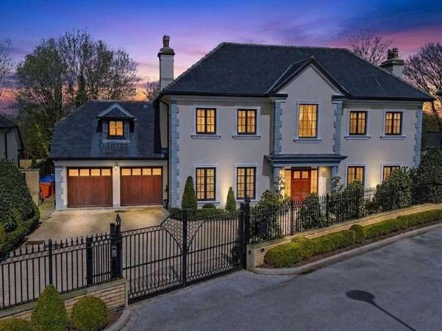 5 bed house for sale