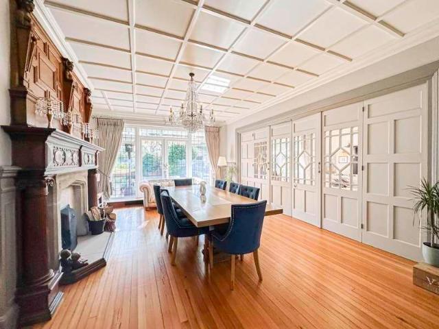 5 bed house for sale