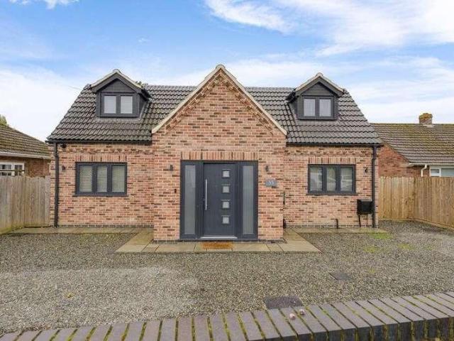 5 bed house for sale