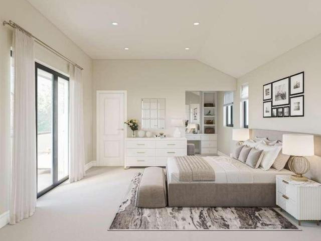 5 bed house for sale