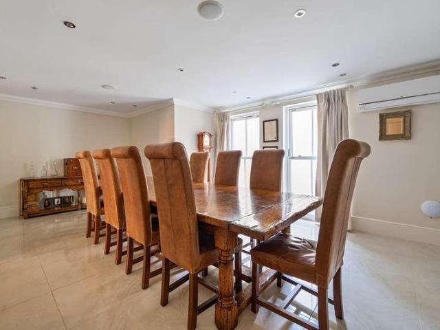 5 bed house for sale