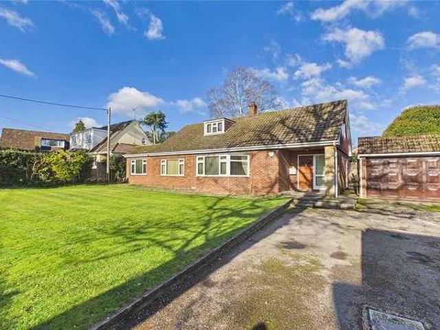 5 bed house for sale