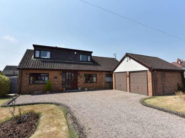 5 bed house for sale
