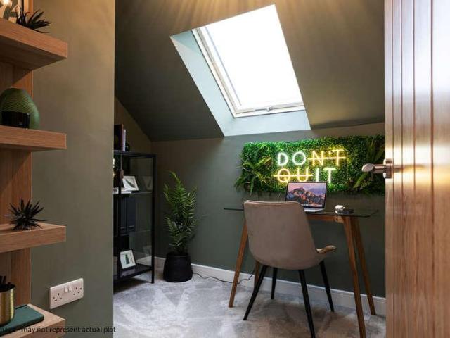 5 bed house for sale