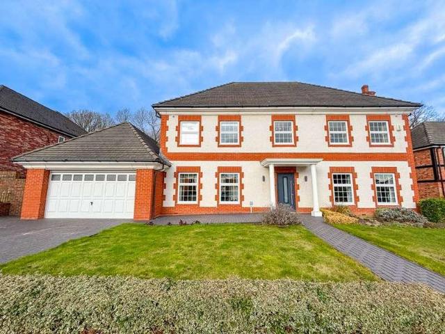 5 bed house for sale